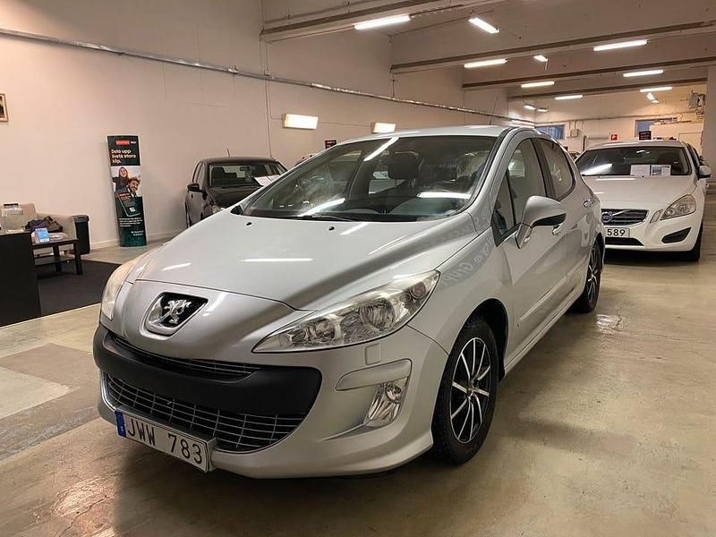 Begagnad Peugeot 308 120 HK (88 kW) 2009 Ljusgrå (grå) Halvkombi
