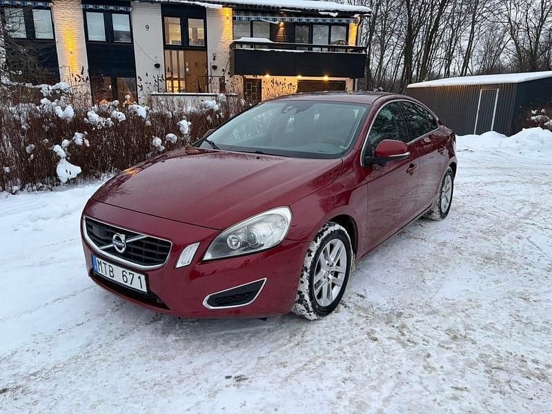 Begagnad Volvo S60 163 HK (119 kW) 2012 Sedan