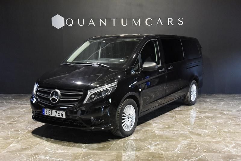 Begagnad Mercedes e-Vito 150 kW (204 HK) 2022 Svart Minibuss
