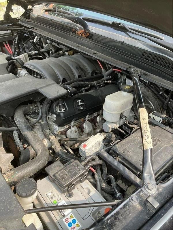 Svart Begagnad 2016 Chevrolet Tahoe SUV | 200 000 kr - Bild 1/4