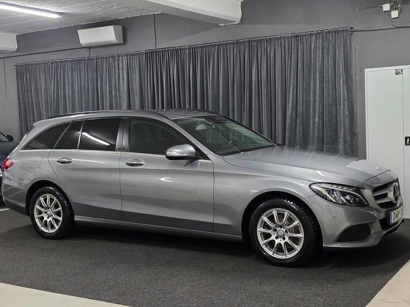 Begagnad Mercedes C220 170 HK (125 kW) 2014 Silver Kombi