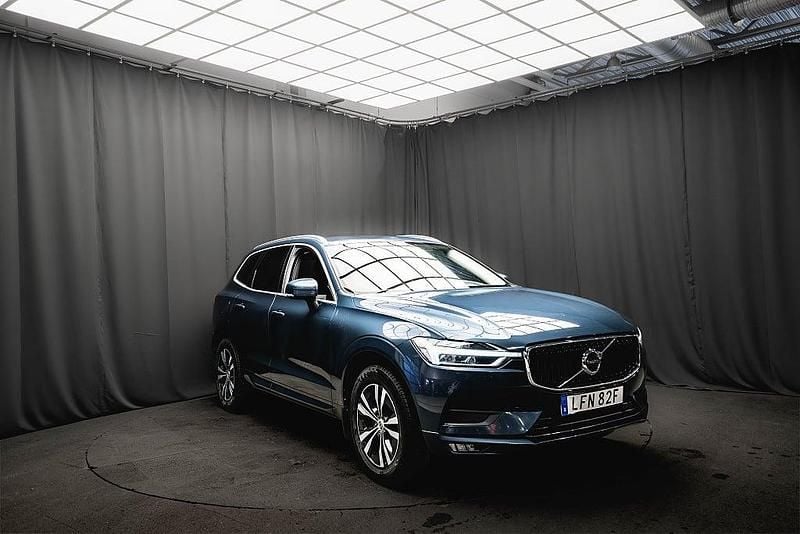 Begagnad Volvo XC60 Pro 197 HK (144 kW) 2019 Blå SUV