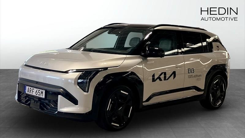 Grå (silver) Begagnad 2025 Kia EV3 GT-Line SUV | 509 900 kr (Marknadspris) - Bild 1/4
