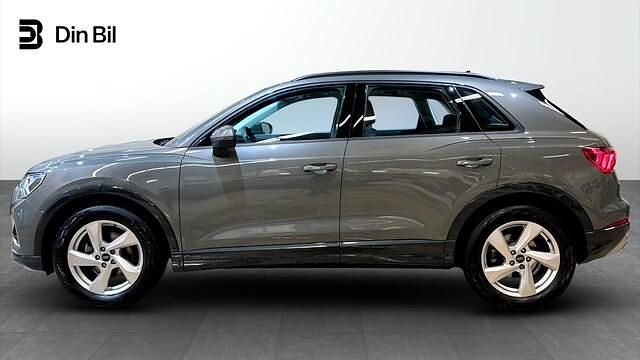 Begagnad Audi Q3 Advanced 150 HK (110 kW) 2024 Grå SUV