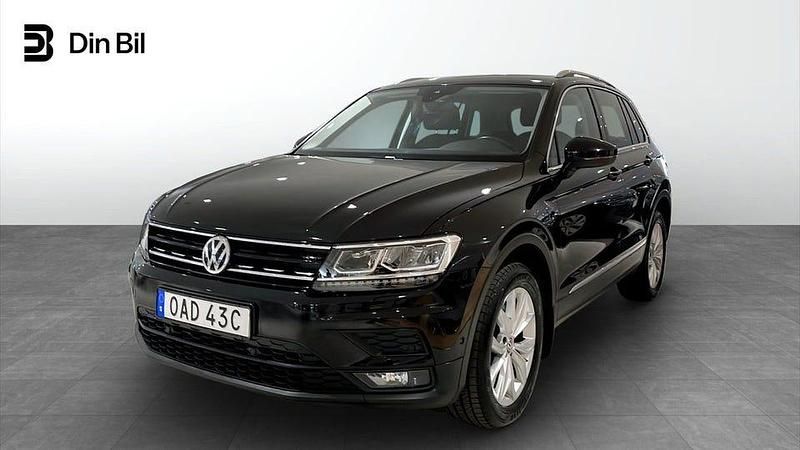 Begagnad VW Tiguan Comfortline 190 HK (139 kW) 2019 Svart SUV