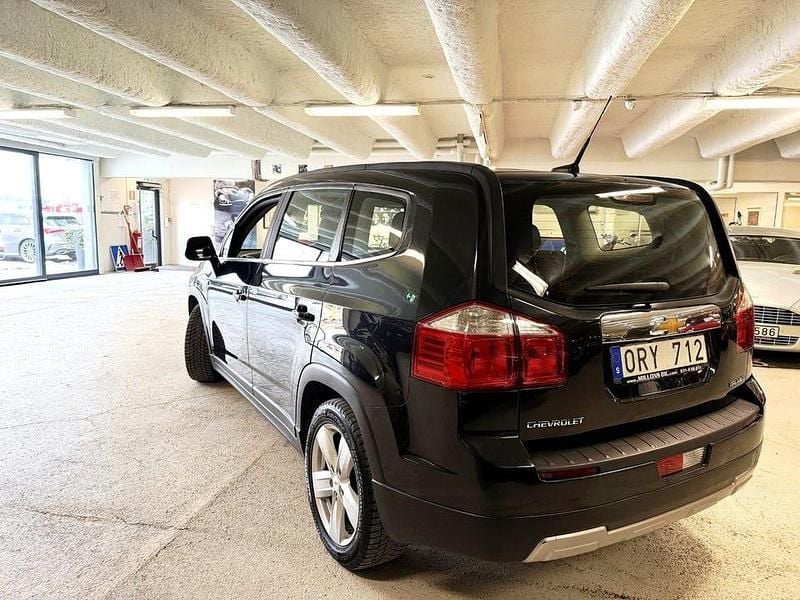 Begagnad Chevrolet Orlando 141 HK (103 kW) 2011 Carbon flash metallic Minibuss