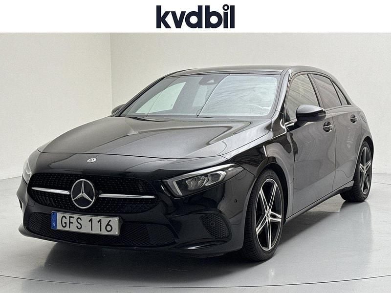 Svart Begagnad 2019 Mercedes A200 Edition Halvkombi | 218 800 kr (Bra pris) - Bild 1/3