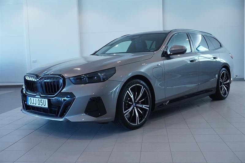 Ny BMW 530e Efficient Dynamics 2025 Okänd Kombi