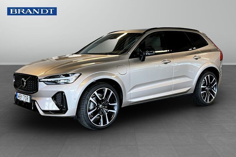 Ljusgrå (grå) Ny 2025 Volvo XC60 Ultra SUV | 739 900 kr (Dyr) - Bild 1/4
