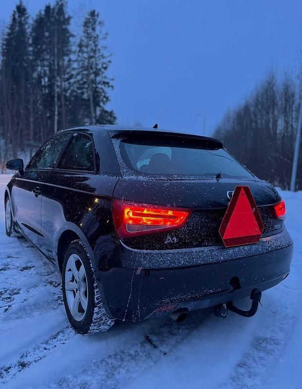 Begagnad Audi A1 2011 Halvkombi