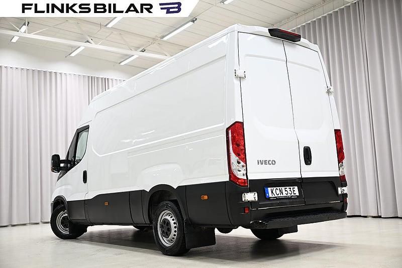 Begagnad Iveco Daily 136 HK (100 kW) 2023 Vit Van