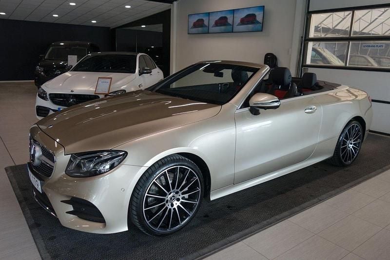 Silver Begagnad 2018 Mercedes E400 AMG line Cab | 529 000 kr - Bild 1/4