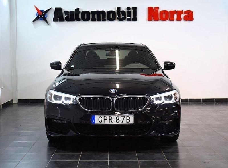 Begagnad BMW 530 iPerformance 252 HK (185 kW) 2020 Svart Sedan