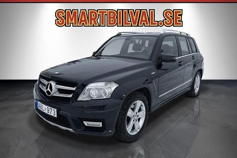 Mörkblå Begagnad 2012 Mercedes GLK220 AMG line SUV | 139 900 kr (Bra pris) - Bild 1/4
