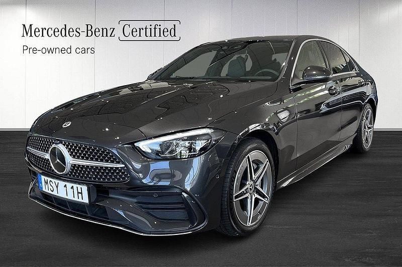 Grå Begagnad 2023 Mercedes C300e AMG Sedan | 489 000 kr (Bra pris) - Bild 1/4