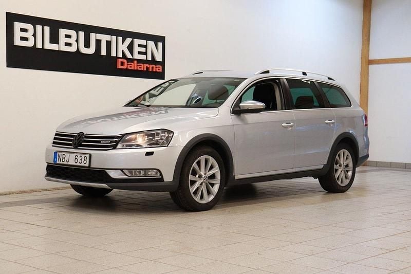 Silver Begagnad 2012 VW Passat Alltrack Kombi | 59 500 kr (Bra pris) - Bild 1/4