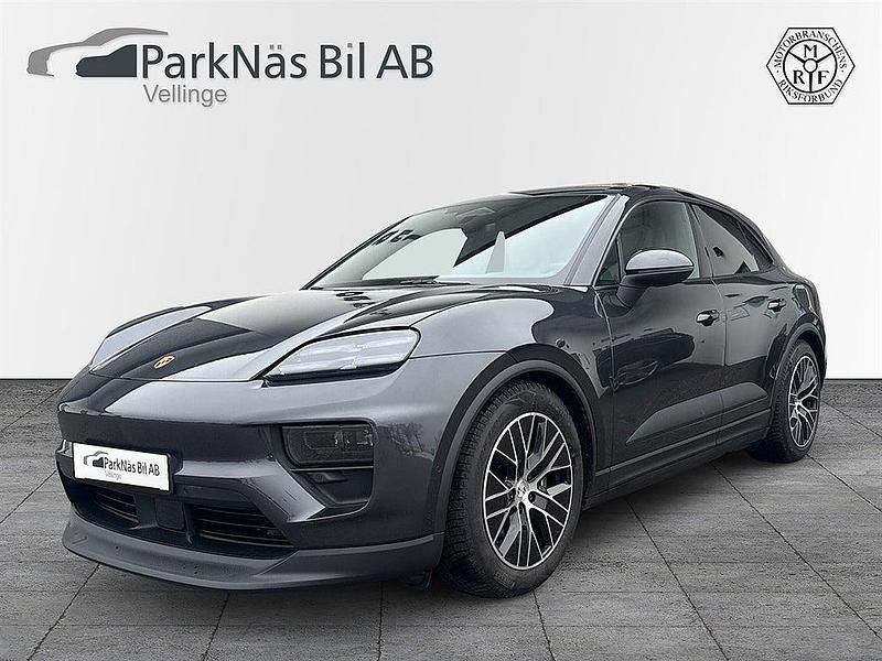 Begagnad Porsche Macan 250 kW (340 HK) 2024 Grå SUV