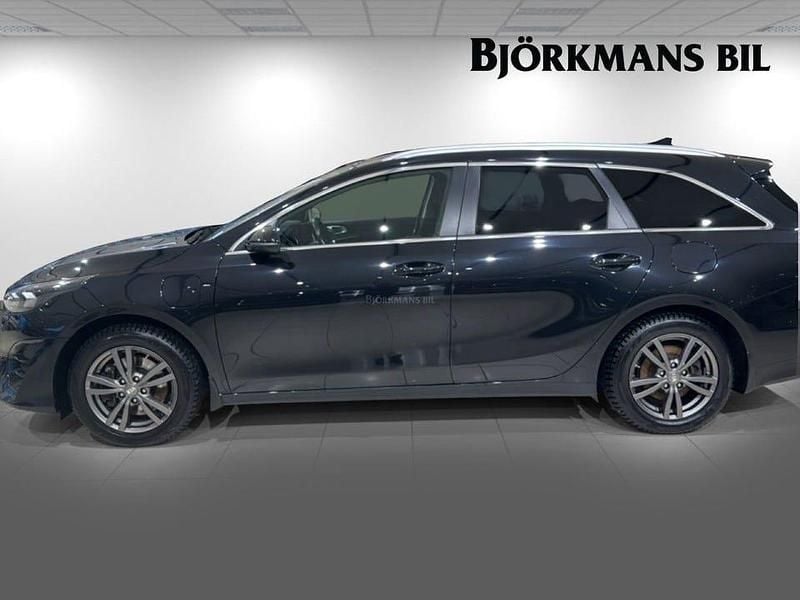 Begagnad Kia Ceed Sportswagon Advance 105 HK (77 kW) 2021 Svart Kombi