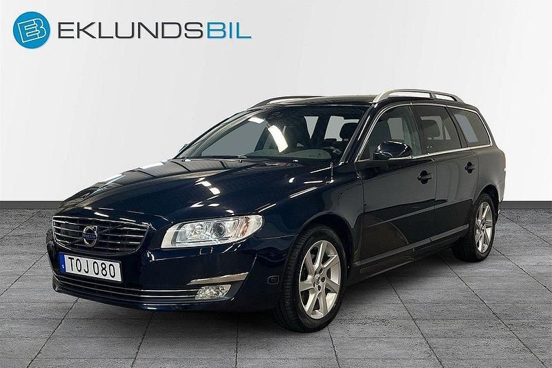 Mörkblå (blå) Begagnad 2015 Volvo V70 Standard Kombi | 144 900 kr (Lite dyr) - Bild 1/4