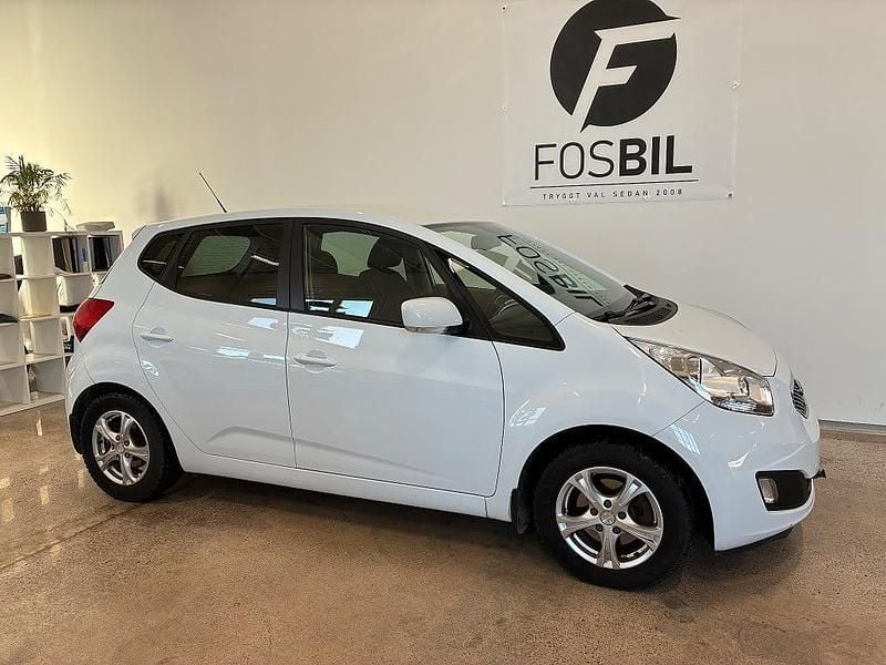 Vit Begagnad 2012 Kia Venga Comfort Halvkombi | 99 900 kr (Marknadspris) - Bild 1/3
