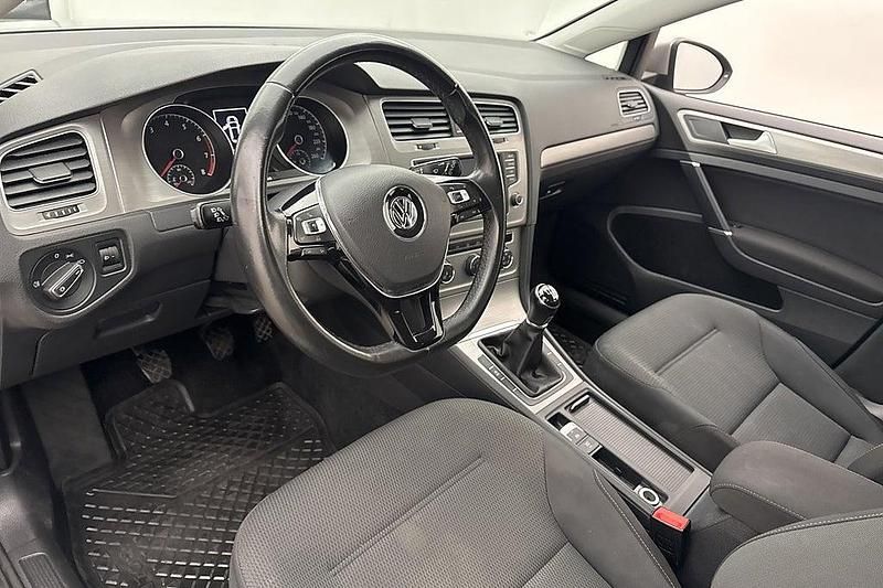 Silver Begagnad 2016 VW Golf VII | 122 300 kr (Marknadspris) - Bild 1/2