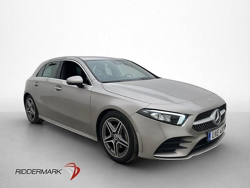 Begagnad Mercedes A180 AMG line 136 HK (100 kW) 2020 Silver Halvkombi
