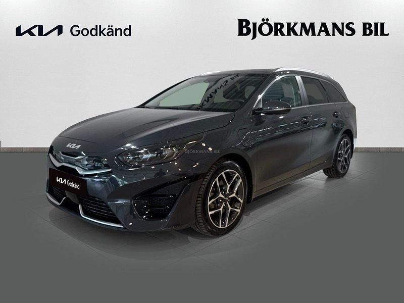 Grå Begagnad 2023 Kia Ceed Sportswagon Advance Kombi | 339 000 kr - Bild 1/4