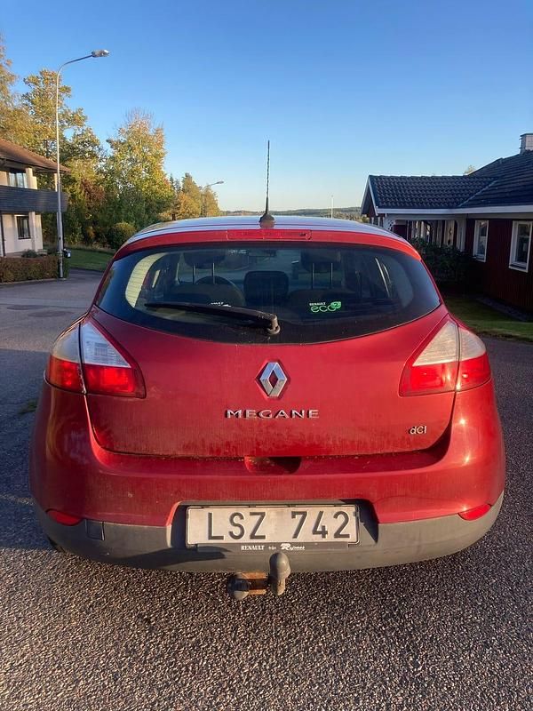 Begagnad Renault Mégane III 90 HK (66 kW) 2011