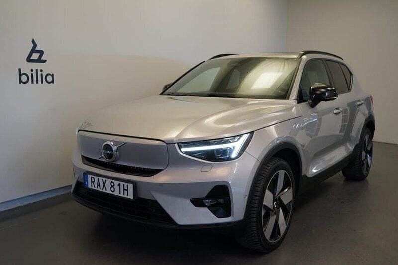 Silver Begagnad 2024 Volvo XC40 Ultimate SUV | 469 500 kr (Bra pris) - Bild 1/3