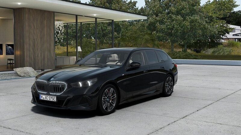 Svart Ny 2024 BMW i5 Efficient Dynamics Sedan | 935 100 kr (Bra pris) - Bild 1/4