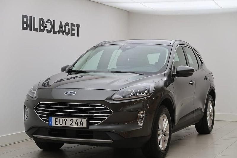 Grå Begagnad 2022 Ford Kuga Business Edition SUV | 229 800 kr (Bra pris) - Bild 1/4