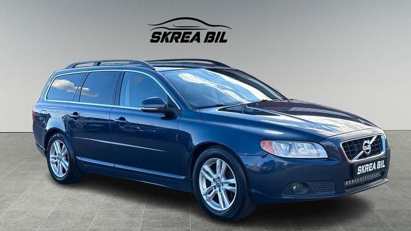 Blå Begagnad 2013 Volvo V70 Momentum Kombi | 99 900 kr (Marknadspris) - Bild 1/4