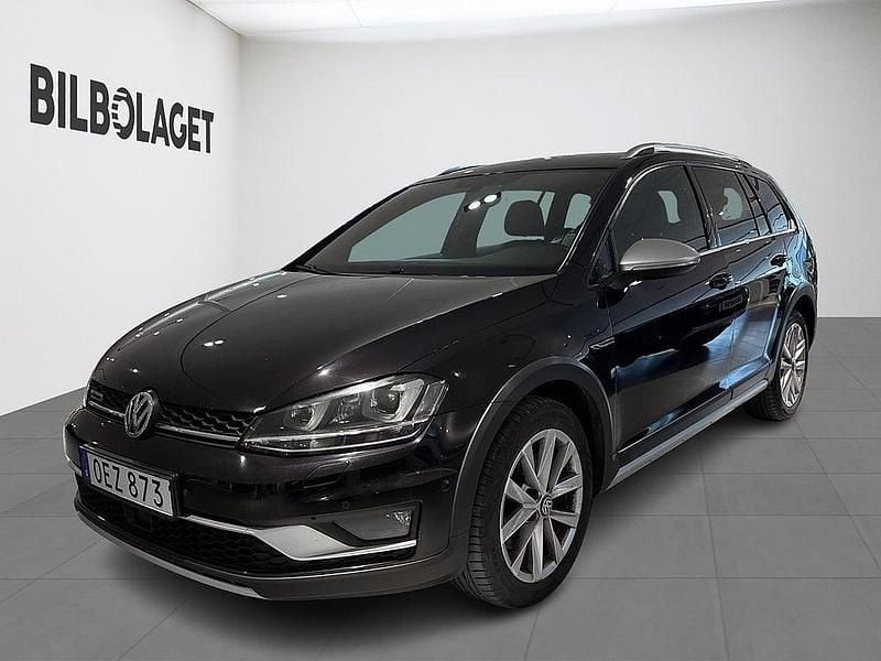 Svart Begagnad 2016 VW Golf Alltrack Kombi | 124 800 kr (Marknadspris) - Bild 1/4
