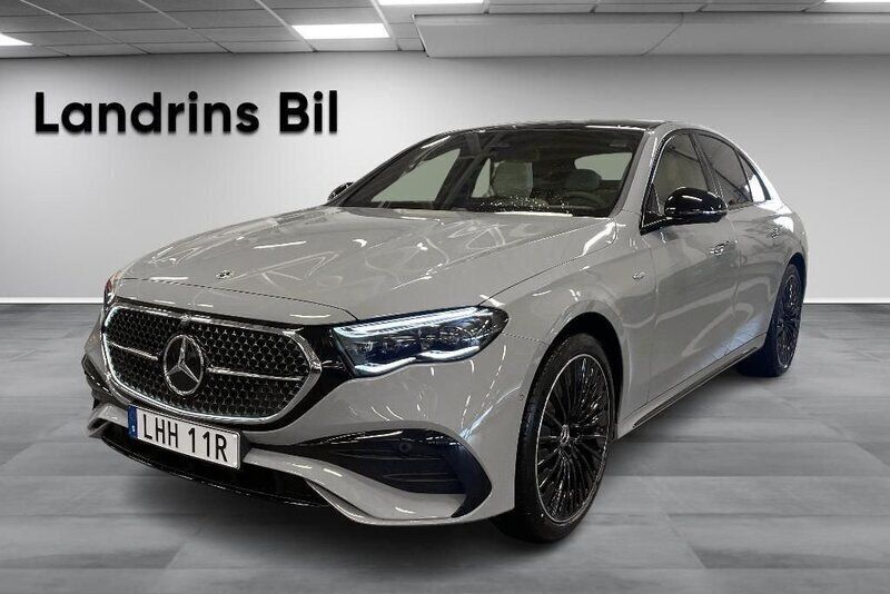 Grå Begagnad 2025 Mercedes E300 Premium Sedan | 899 000 kr - Bild 1/4