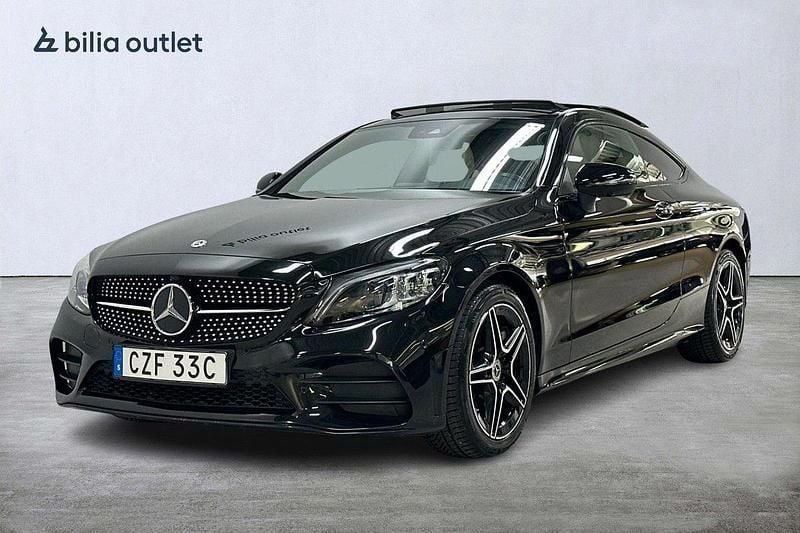 Svart Begagnad 2019 Mercedes C300 AMG Sportkupé | 399 900 kr (Dyr) - Bild 1/4