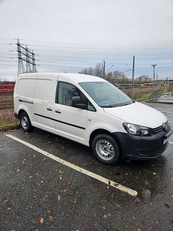Begagnad 2015 VW Caddy Maxi Minibuss | 70 000 kr (Bra pris) - Bild 1/4