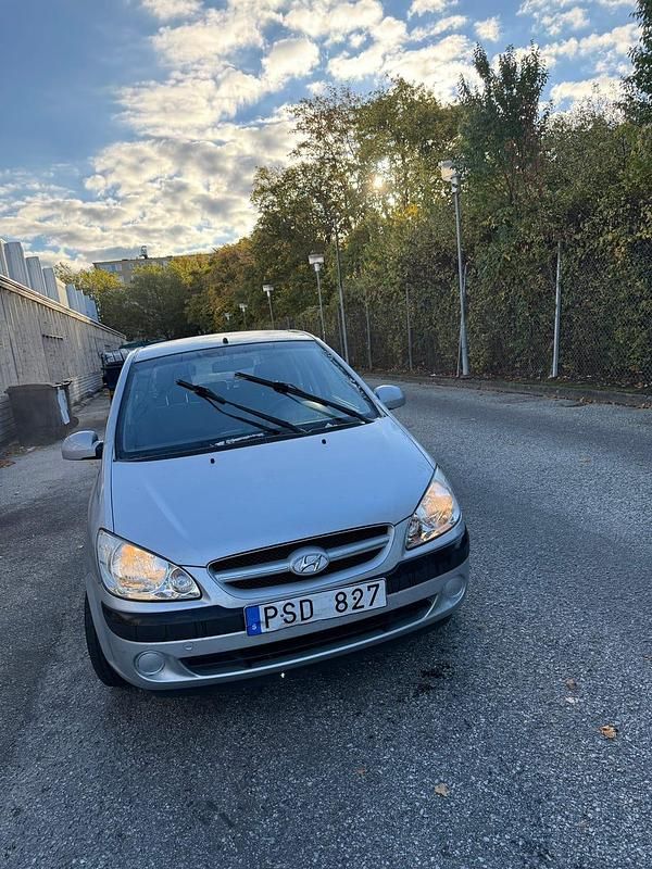 Begagnad 2007 Hyundai Getz Halvkombi | 28 000 kr (Marknadspris) - Bild 1/4