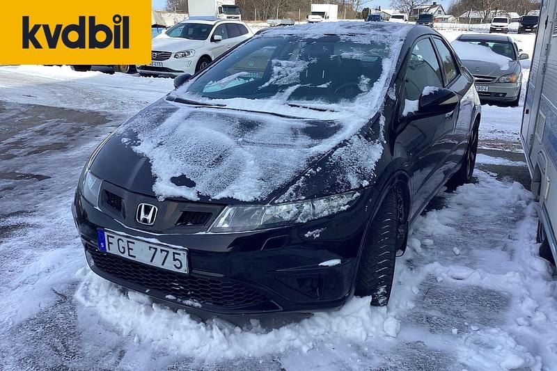 Begagnad Honda Civic 100 HK (73 kW) 2011 Svart