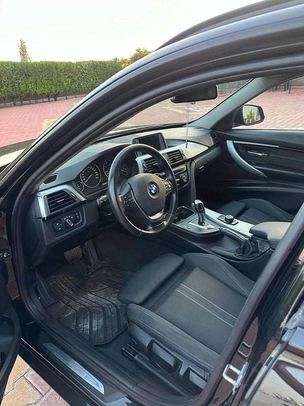 Begagnad BMW 320 190 HK (139 kW) 2016 Kombi