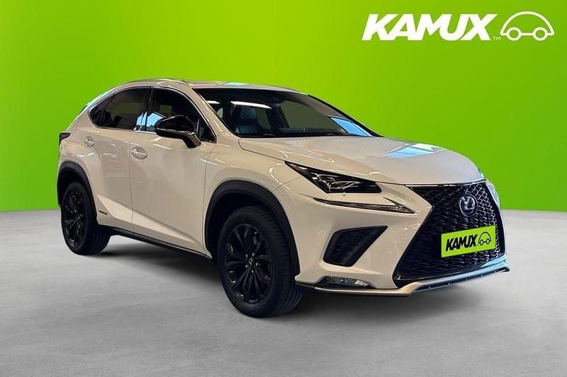 Vit Begagnad 2018 Lexus NX300h Sport Line SUV | 309 800 kr (Bra pris) - Bild 1/4