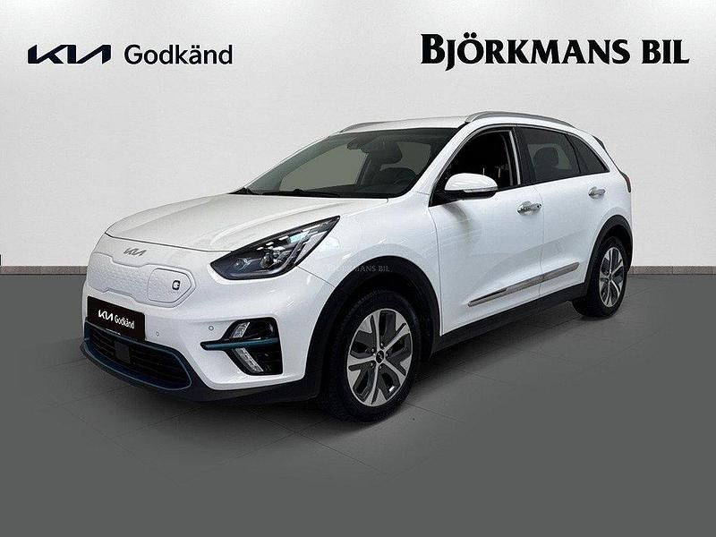 Vit Begagnad 2021 Kia e-Niro 3 SUV | 279 900 kr (Lite dyr) - Bild 1/4
