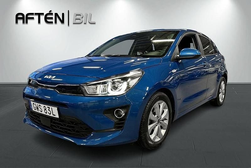Blå Begagnad 2022 Kia Rio Advance Halvkombi | 189 000 kr (Marknadspris) - Bild 1/3