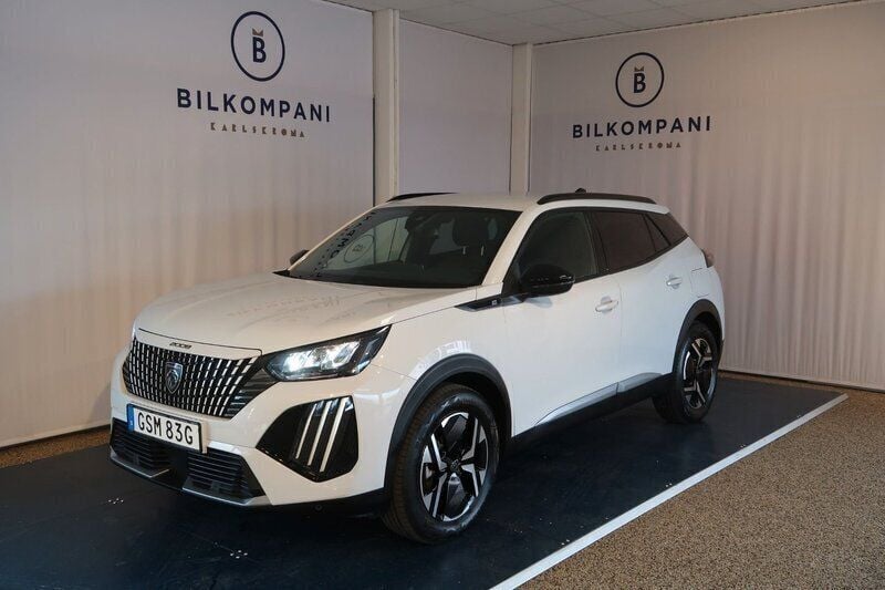 Vit Begagnad 2023 Peugeot e-2008 Allure SUV | 349 900 kr - Bild 1/4