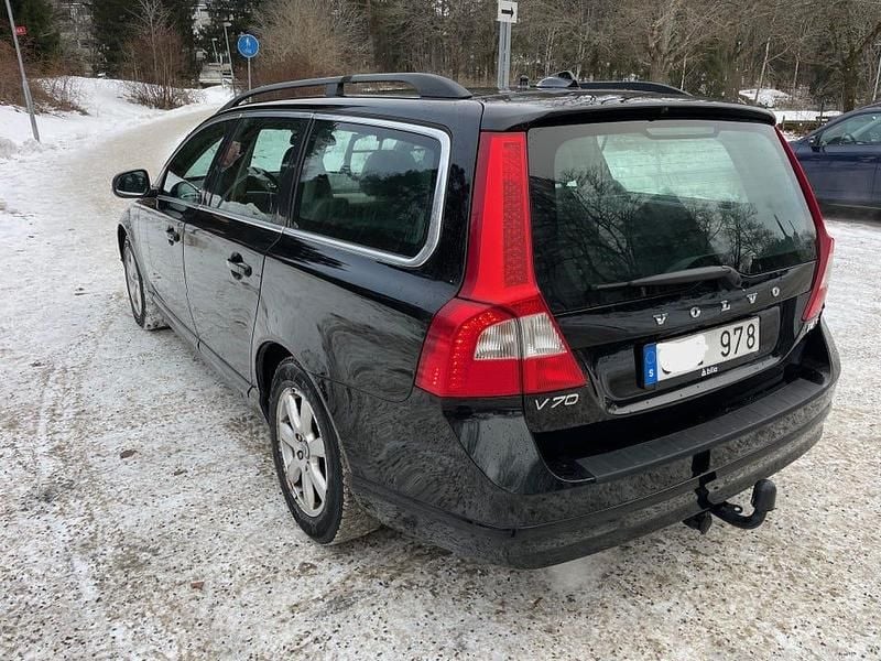 Begagnad Volvo V70 180 HK (132 kW) 2013 Svart Kombi