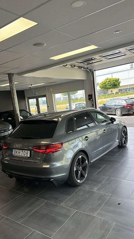 Begagnad Audi A3 Sportback 150 HK (110 kW) 2013 Grå Halvkombi