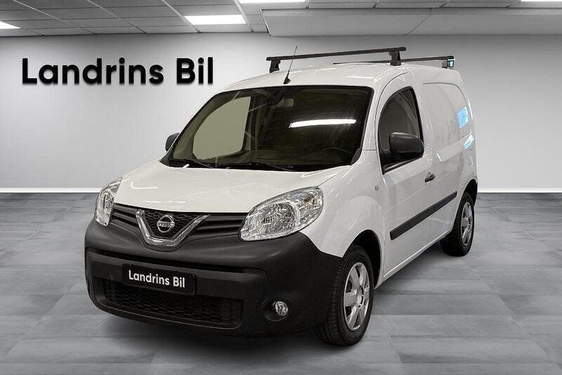 Vit Begagnad 2020 Nissan NV250 Van | 125 000 kr (Marknadspris) - Bild 1/4