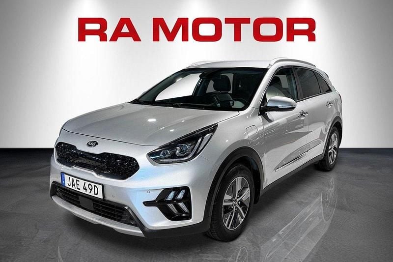 Grå Begagnad 2020 Kia Niro Advance SUV | 219 900 kr (Marknadspris) - Bild 1/4