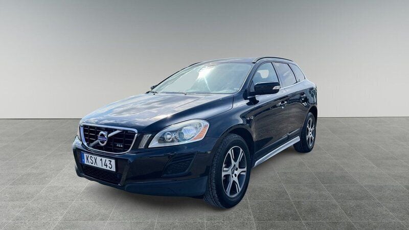 Svart Begagnad 2010 Volvo XC60 Momentum SUV | 84 900 kr (Dyr) - Bild 1/4