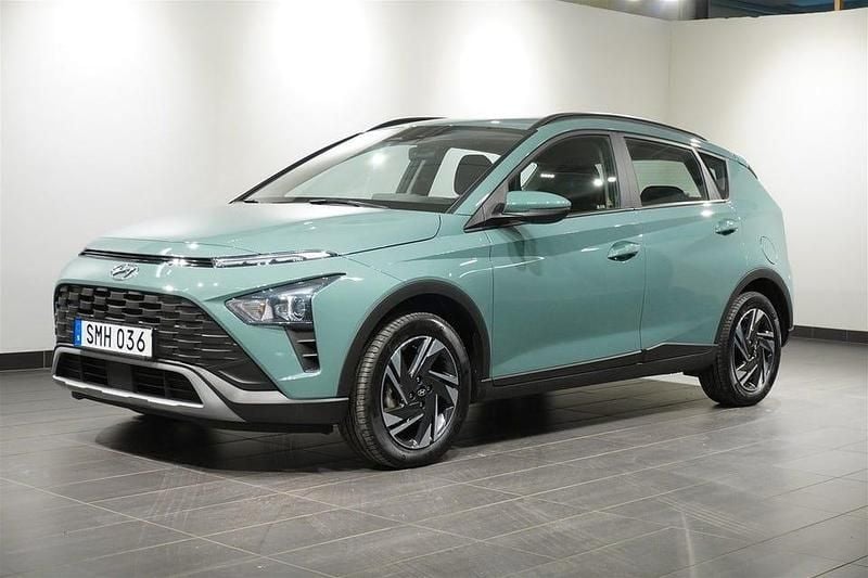 Grön Begagnad 2023 Hyundai Bayon Essential SUV | 179 900 kr (Marknadspris) - Bild 1/4