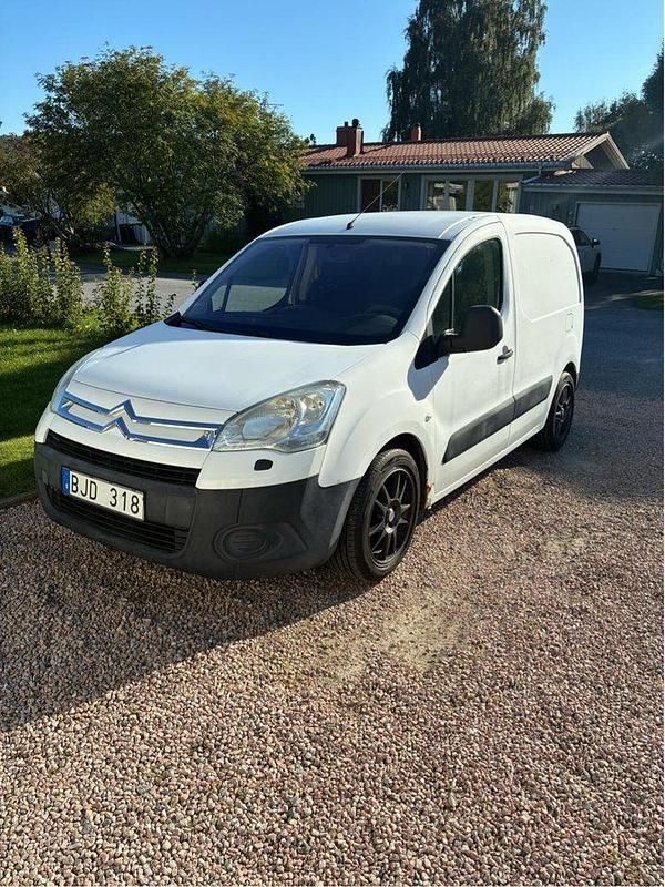 Vit Begagnad 2009 Citroën Berlingo Minibuss | 24 000 kr (Superpris) - Bild 1/4
